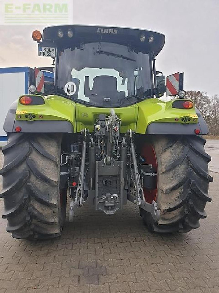 Tracteur agricole CLAAS arion 630 cis CIS