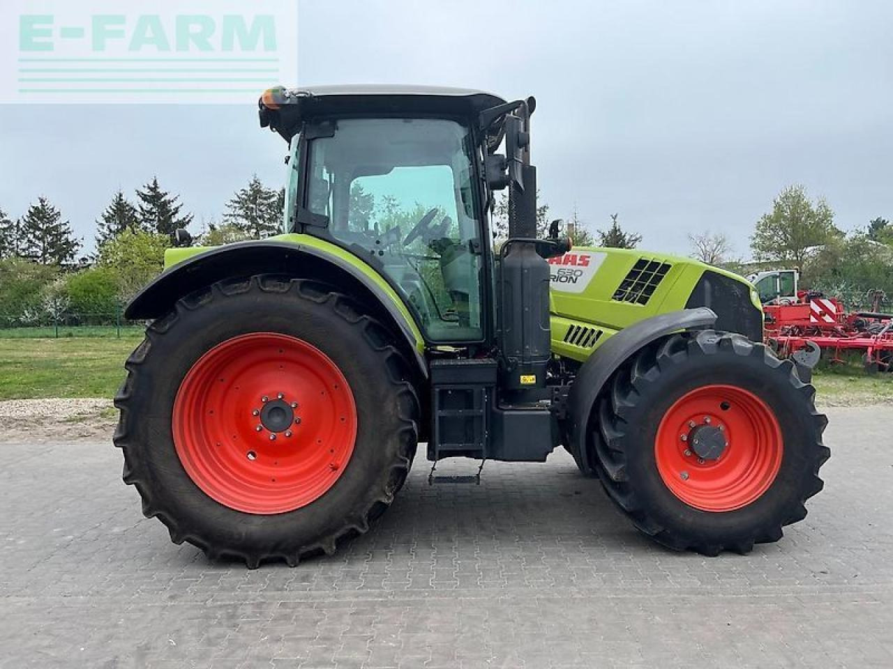 Tracteur agricole CLAAS arion 630 cis CIS