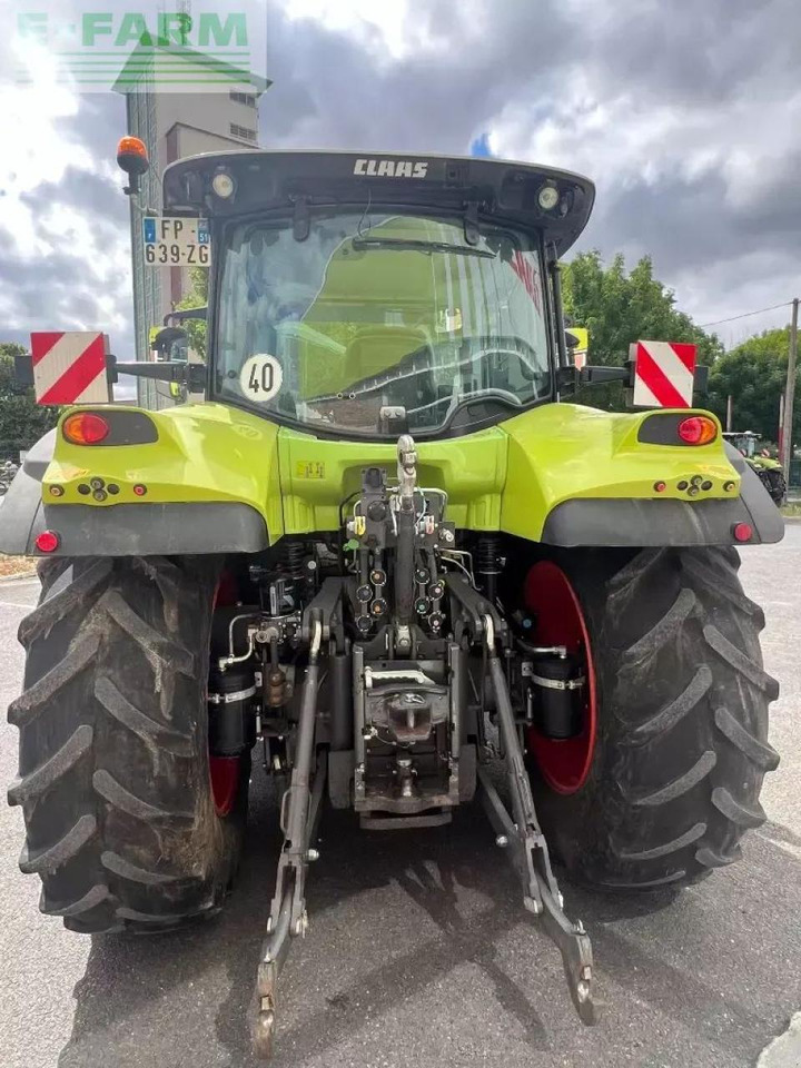 Tracteur agricole CLAAS arion 630 concept