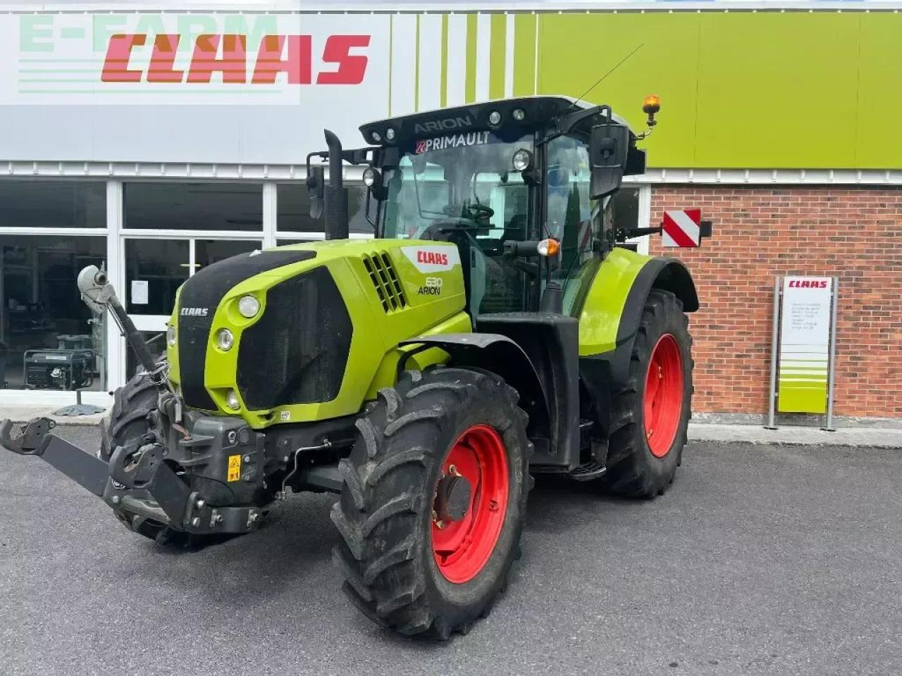 Tracteur agricole CLAAS arion 630 concept