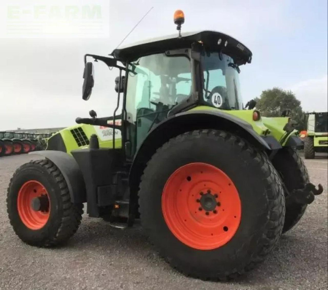 Tracteur agricole CLAAS arion 630 hexa