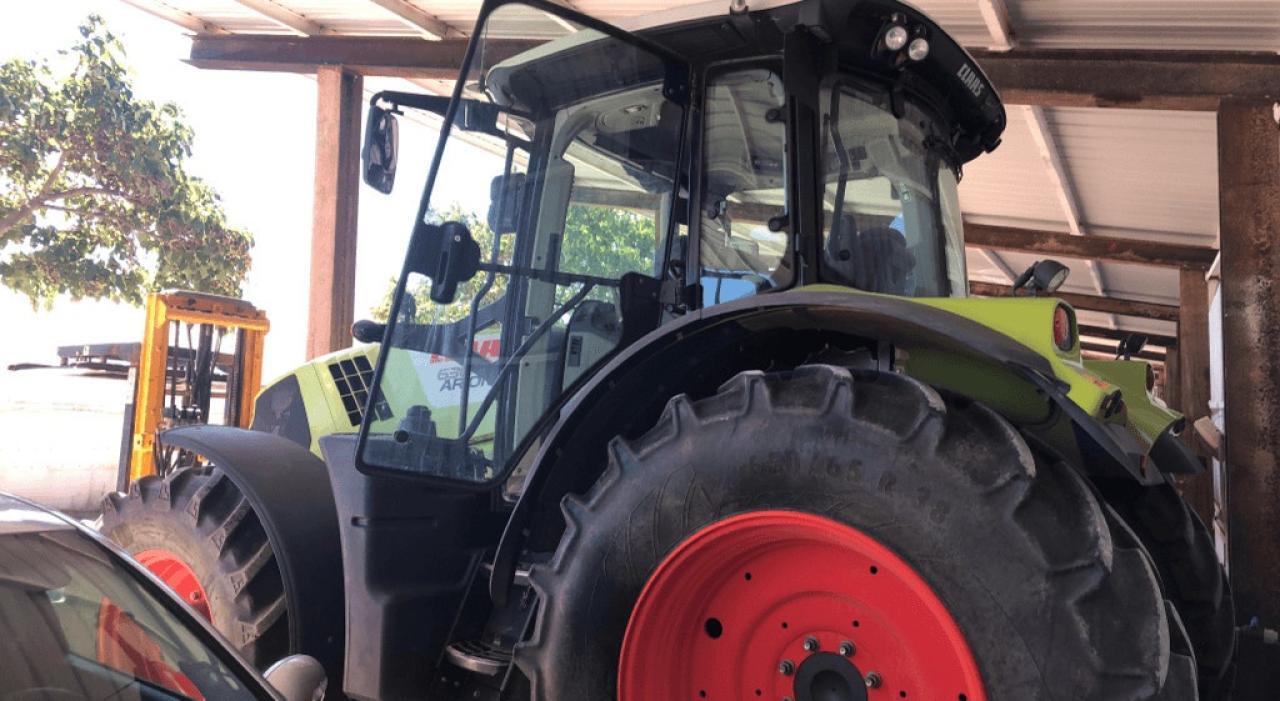 Tracteur agricole CLAAS arion 630 t4i