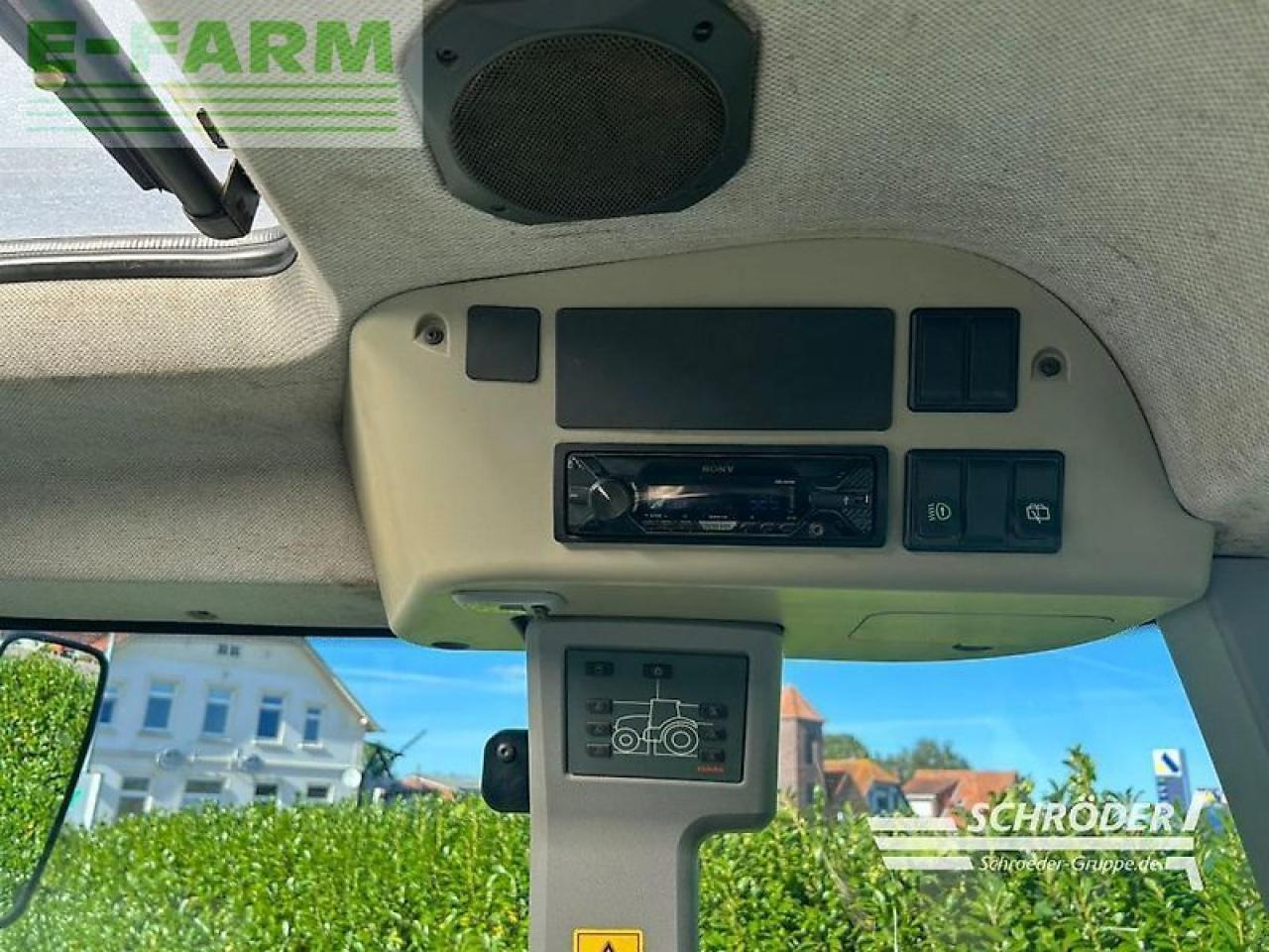 Tracteur agricole CLAAS arion 640