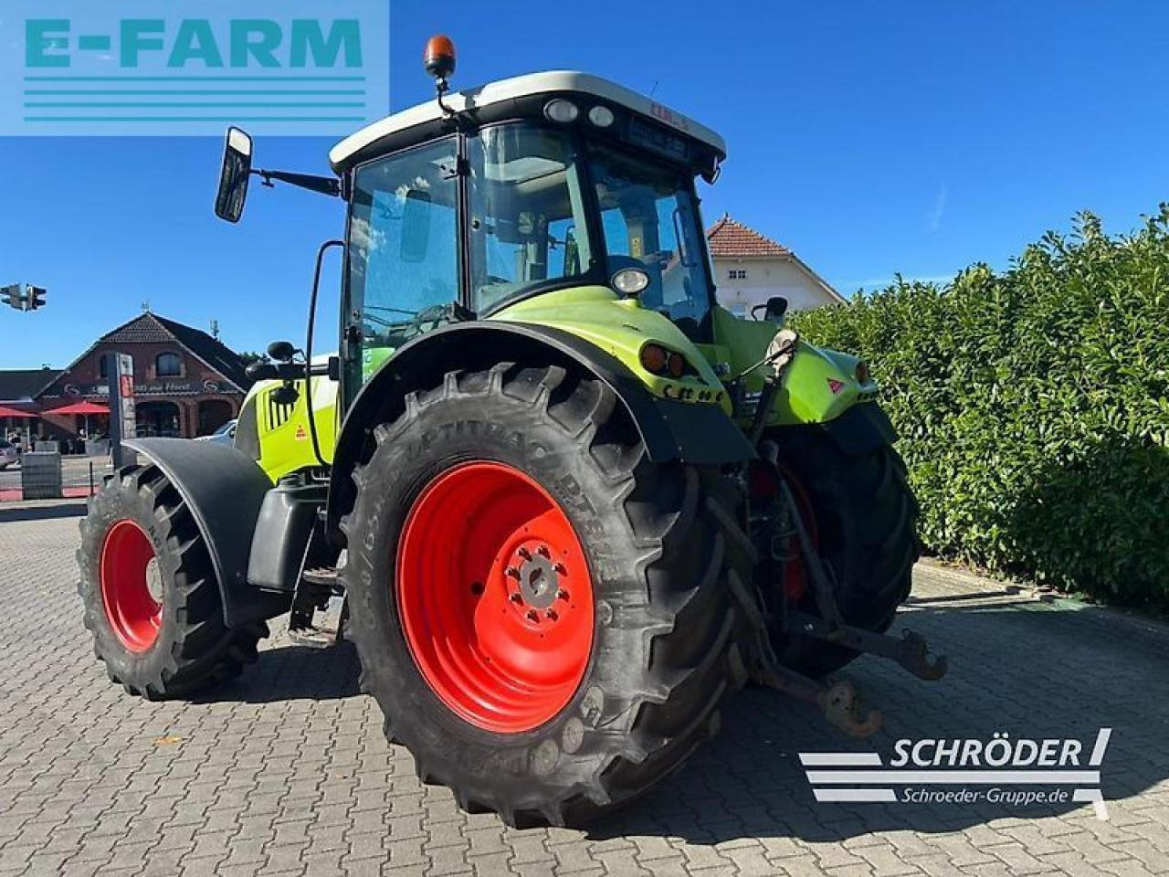 Tracteur agricole CLAAS arion 640