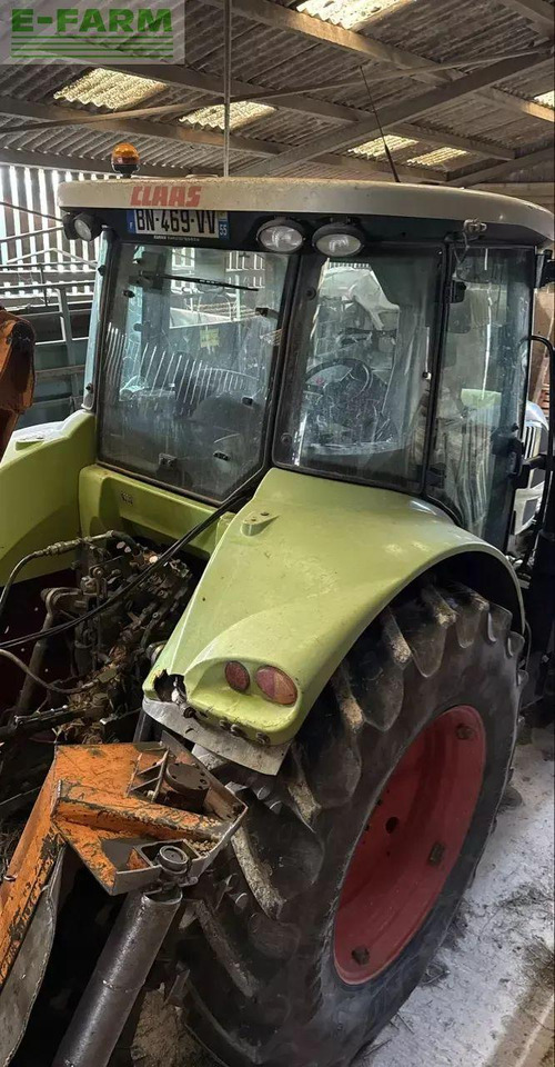Tracteur agricole CLAAS arion 640