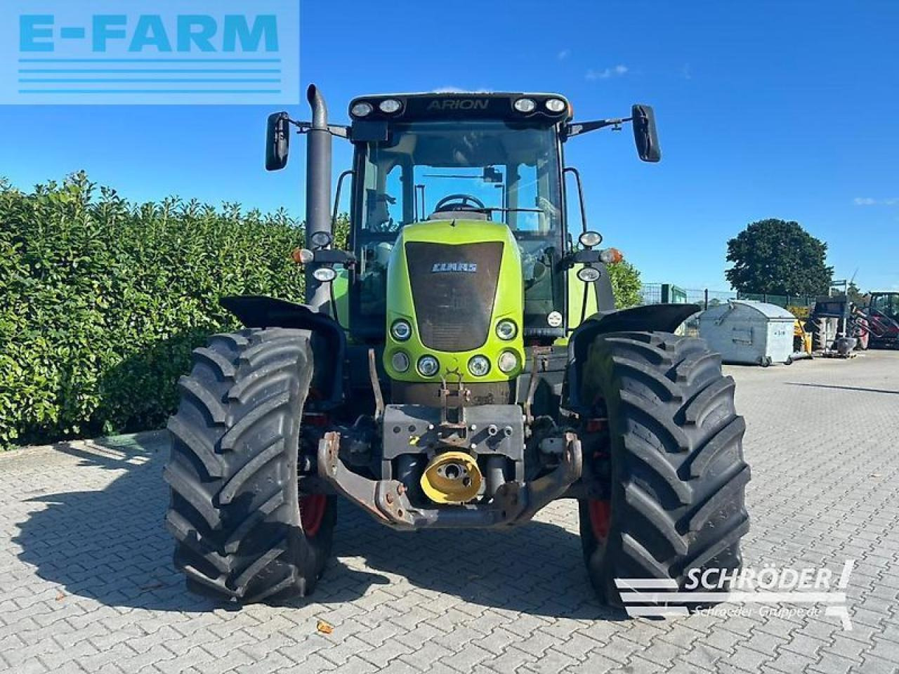 Tracteur agricole CLAAS arion 640
