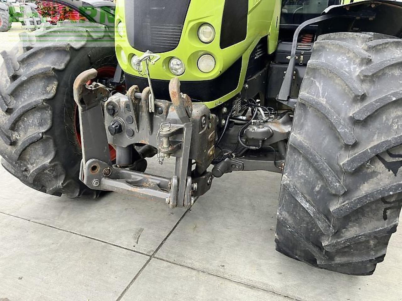 Tracteur agricole CLAAS arion 640 cebis