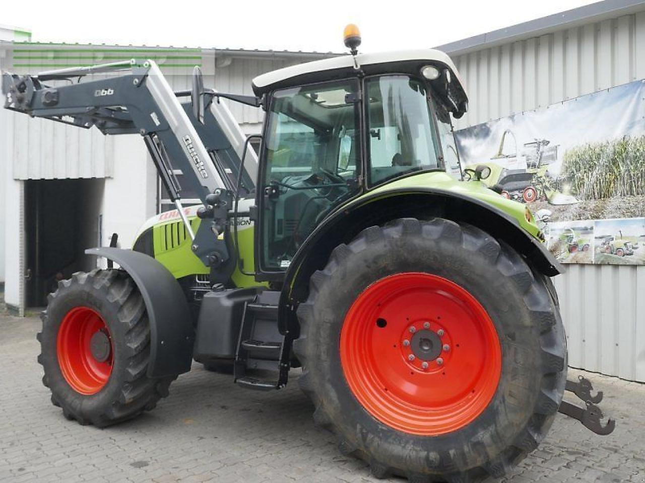 Tracteur agricole CLAAS arion 640 cebis