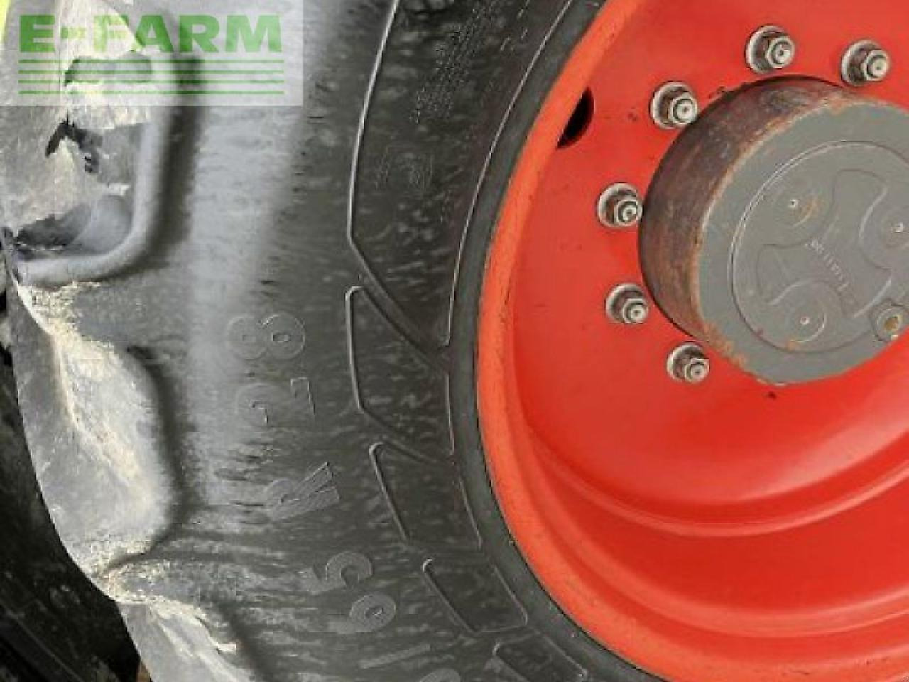 Tracteur agricole CLAAS arion 640 cebis