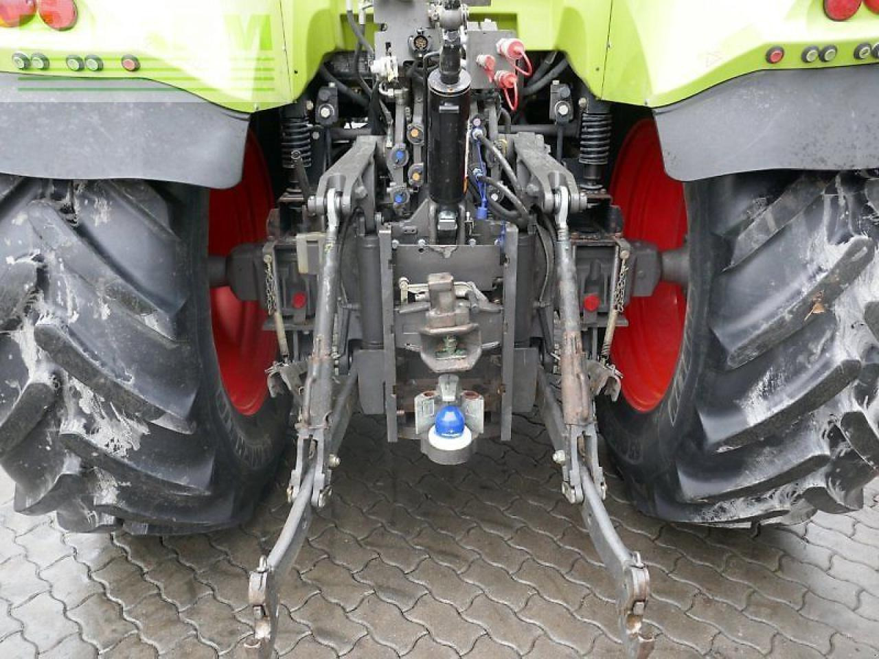 Tracteur agricole CLAAS arion 640 cebis