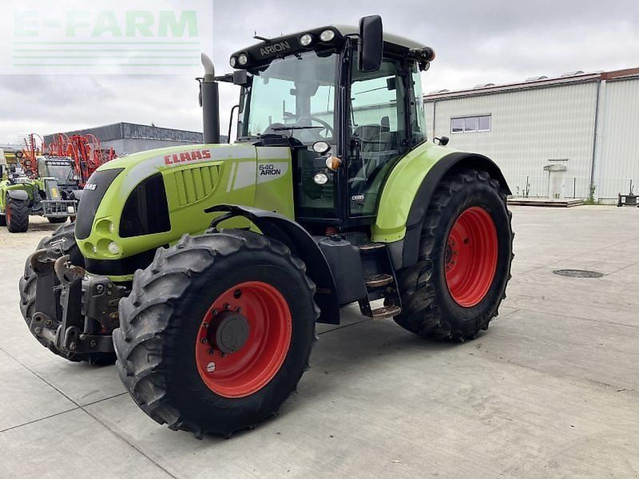 Tracteur agricole CLAAS arion 640 cebis