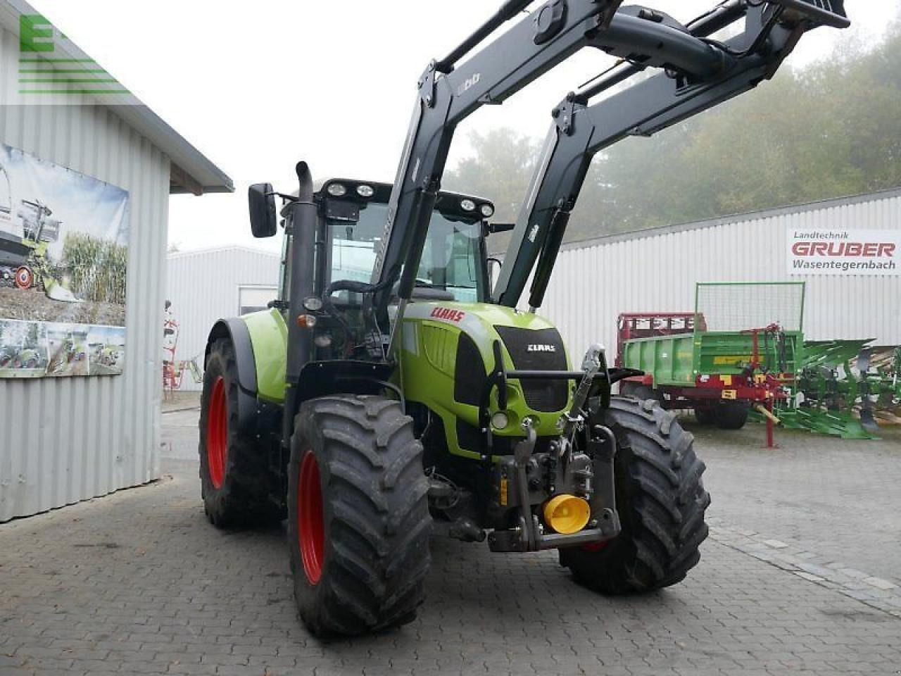 Tracteur agricole CLAAS arion 640 cebis
