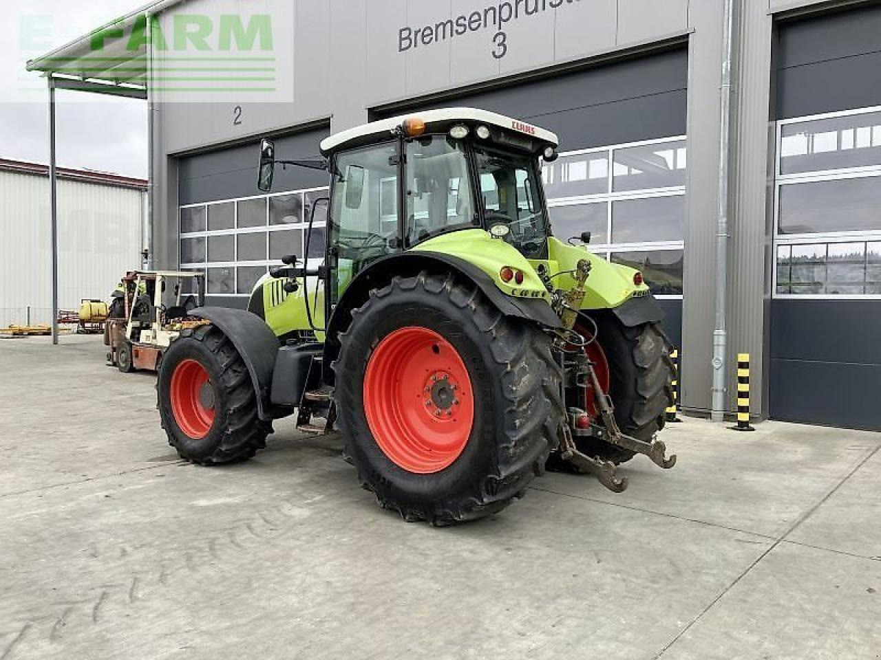 Tracteur agricole CLAAS arion 640 cebis