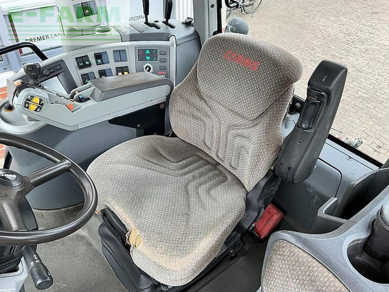 Tracteur agricole CLAAS arion 640 cebis 50km/h CEBIS