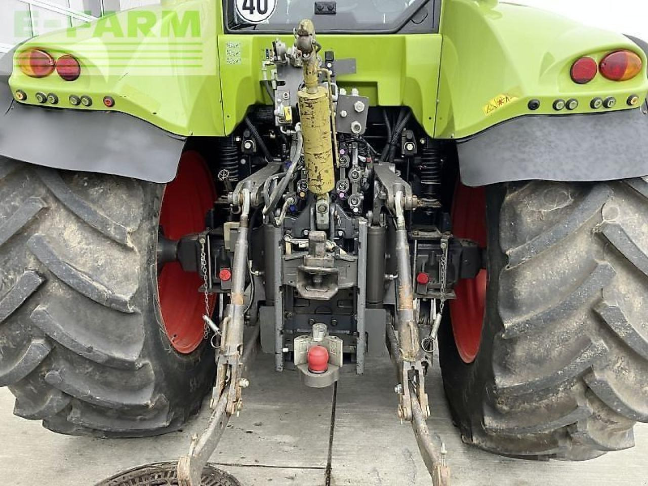 Tracteur agricole CLAAS arion 640 cebis CEBIS