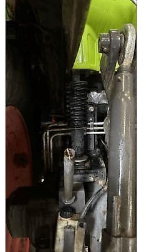 Tracteur agricole CLAAS arion 640 cis CIS