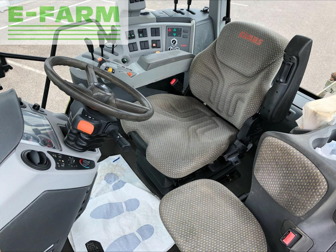 Tracteur agricole CLAAS arion 640 cis CIS