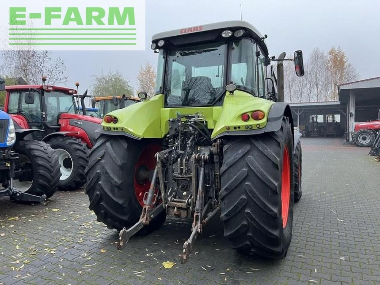 Tracteur agricole CLAAS arion 640 cis + quicke q65