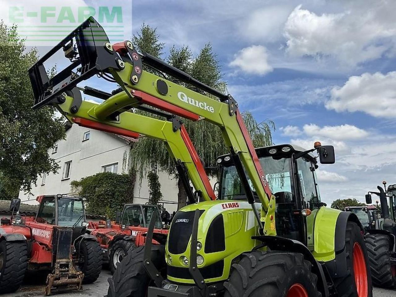 Tracteur agricole CLAAS arion 640 cis + quicke q65 CIS