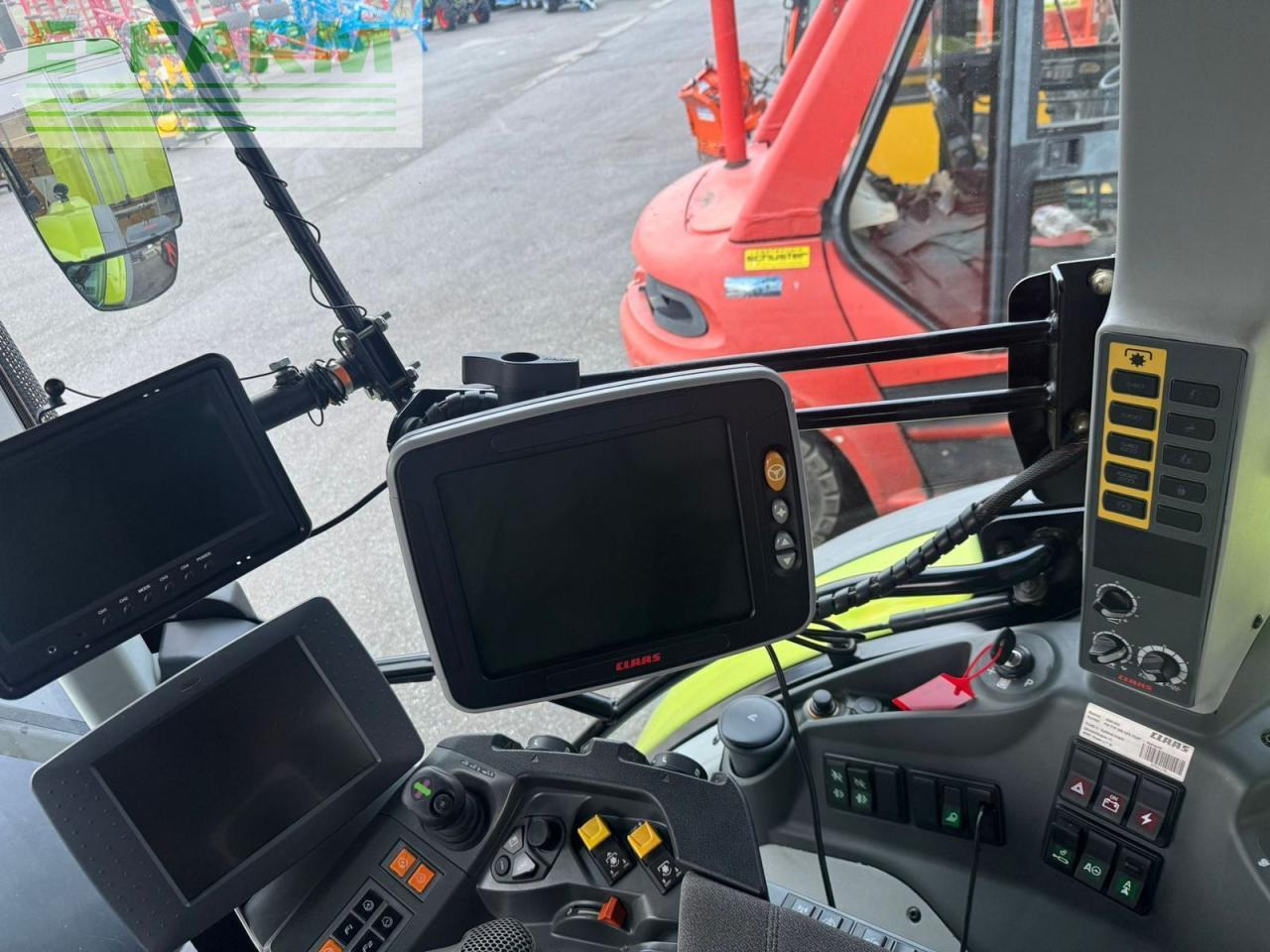 Tracteur agricole CLAAS arion 640 cmatic