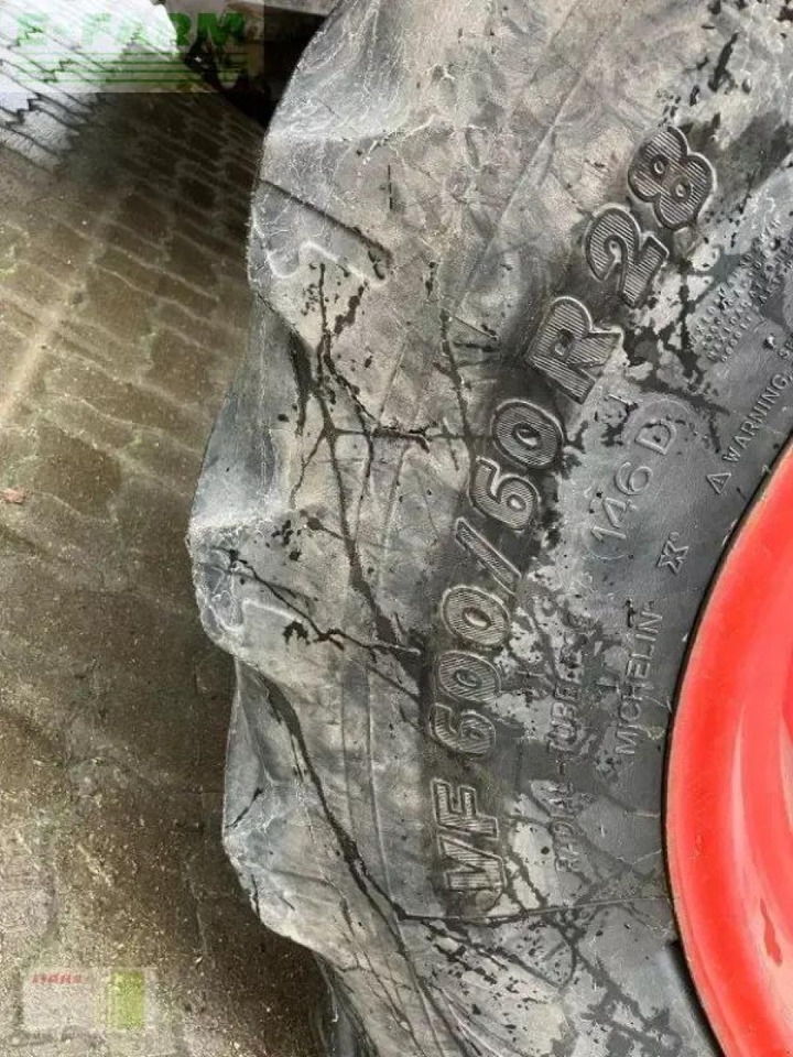 Tracteur agricole CLAAS arion 640 hexashift