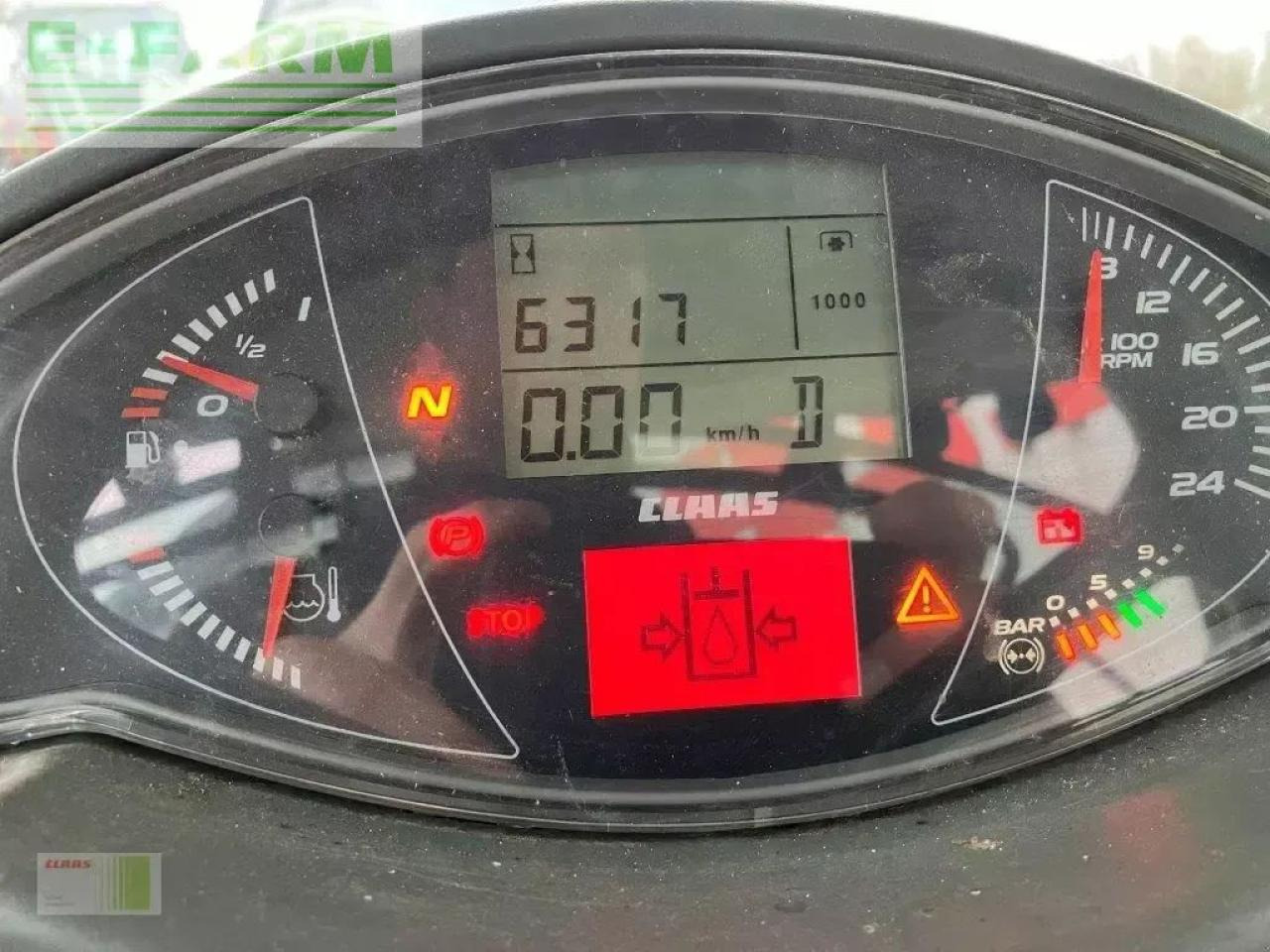 Tracteur agricole CLAAS arion 640 hexashift