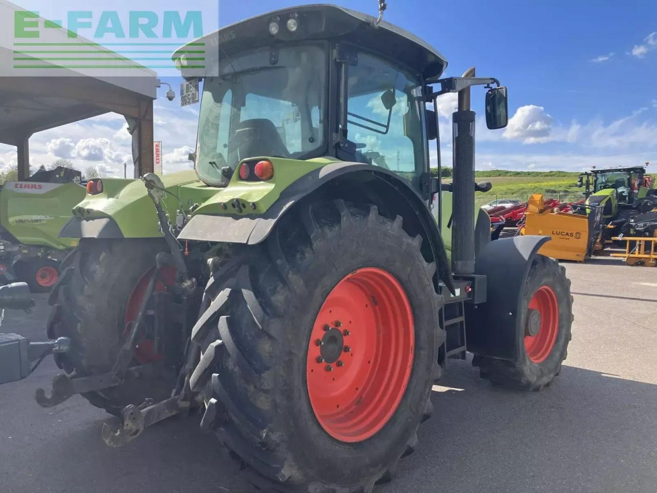 Tracteur agricole CLAAS arion 640 t4i cis CIS