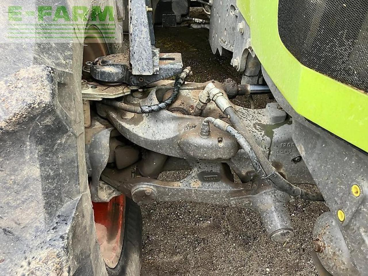 Tracteur agricole CLAAS arion 650