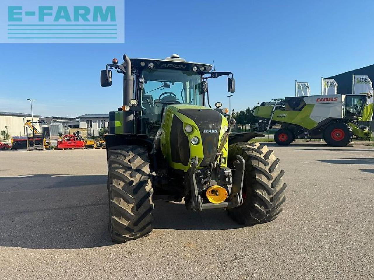 Tracteur agricole CLAAS arion 650