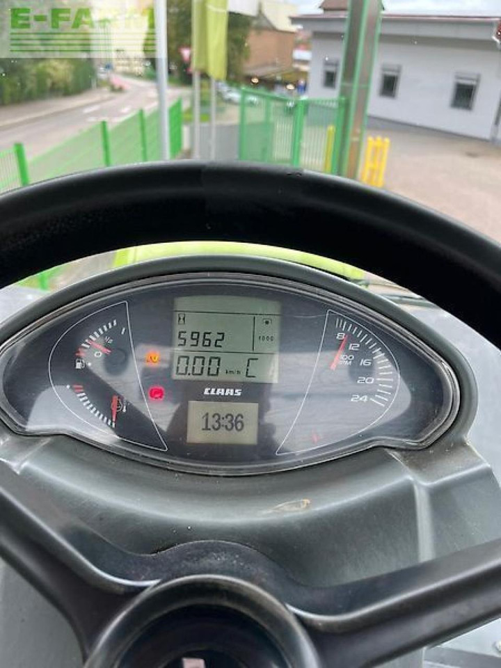 Tracteur agricole CLAAS arion 650