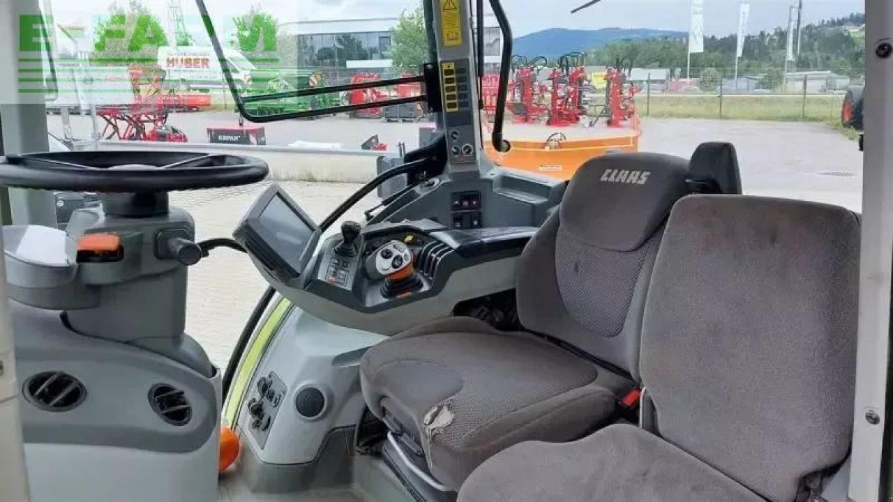 Tracteur agricole CLAAS arion 650