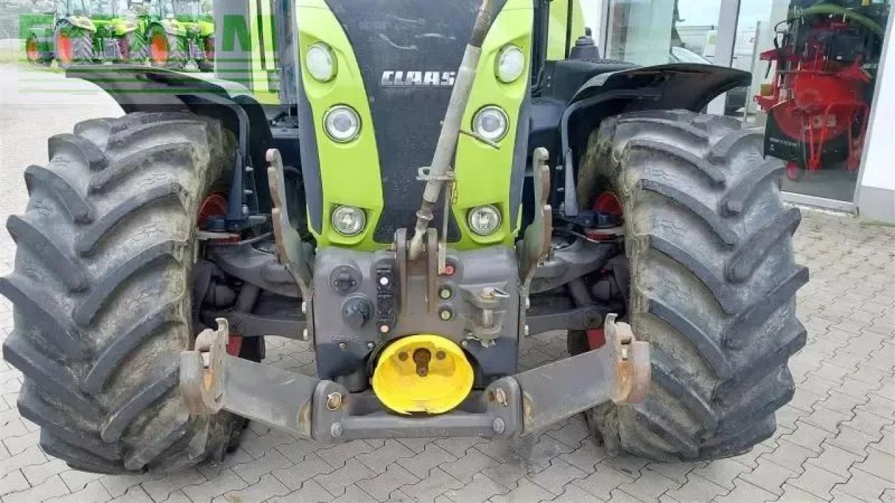 Tracteur agricole CLAAS arion 650