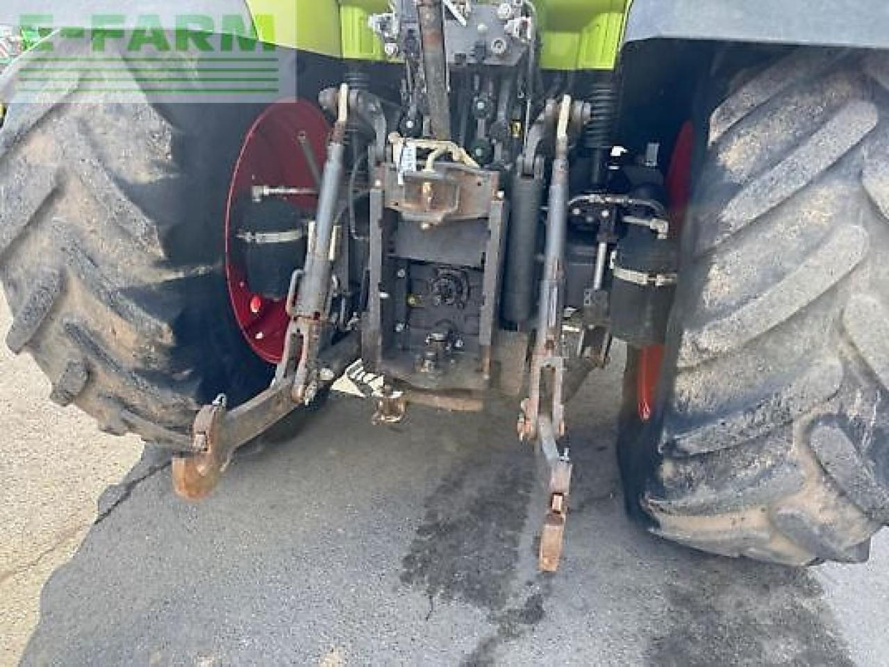 Tracteur agricole CLAAS arion 650