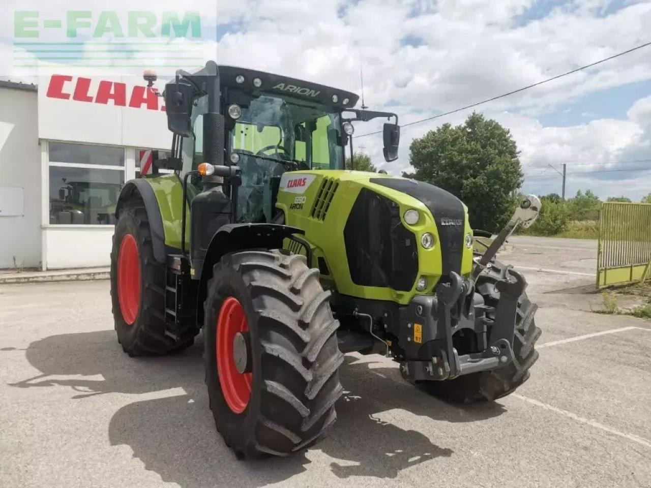 Tracteur agricole CLAAS arion 650