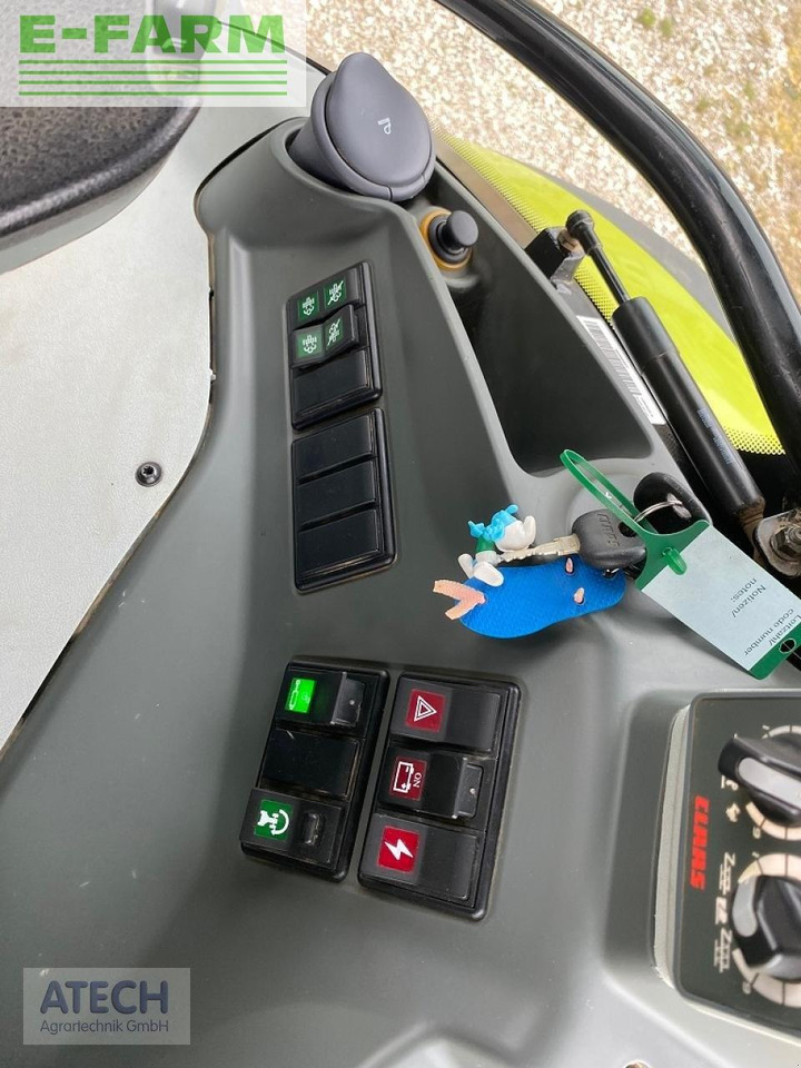 Tracteur agricole CLAAS arion 650