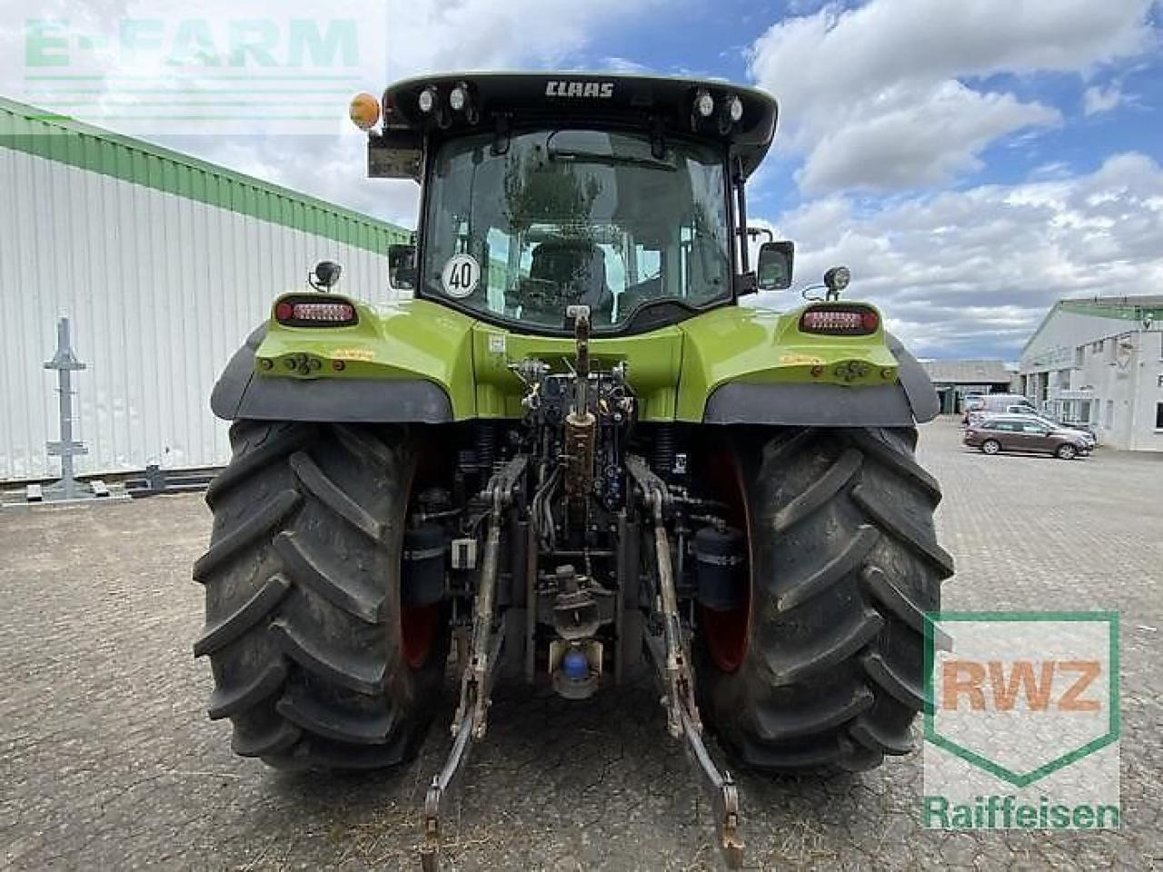 Tracteur agricole CLAAS arion 650