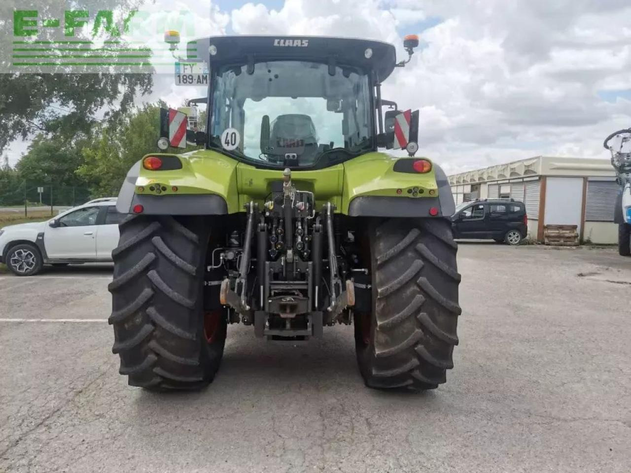 Tracteur agricole CLAAS arion 650