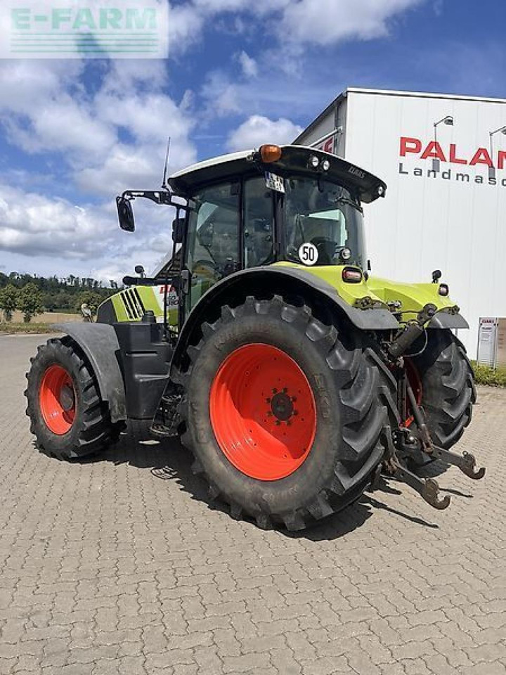 Tracteur agricole CLAAS arion 650