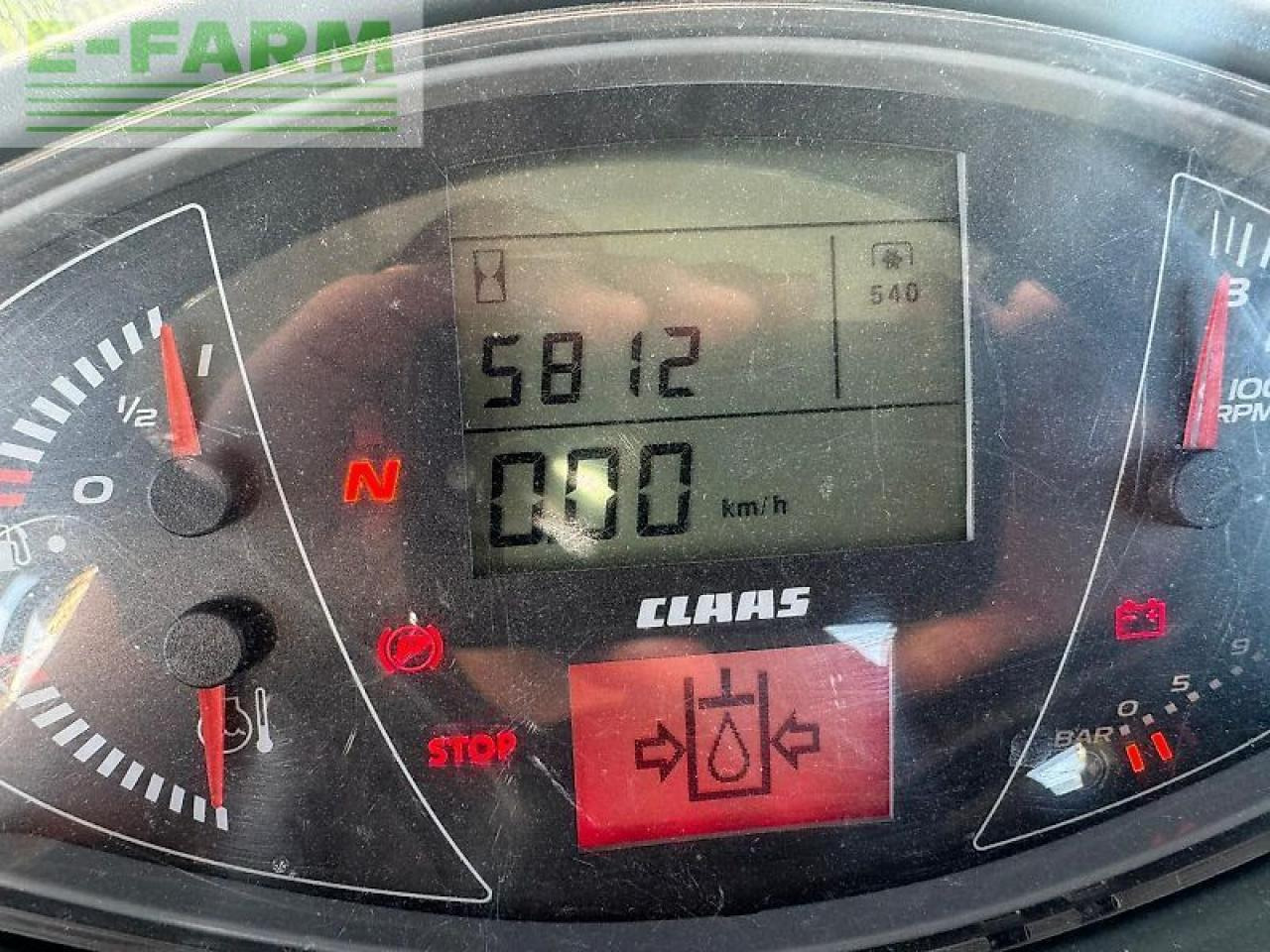 Tracteur agricole CLAAS arion 650