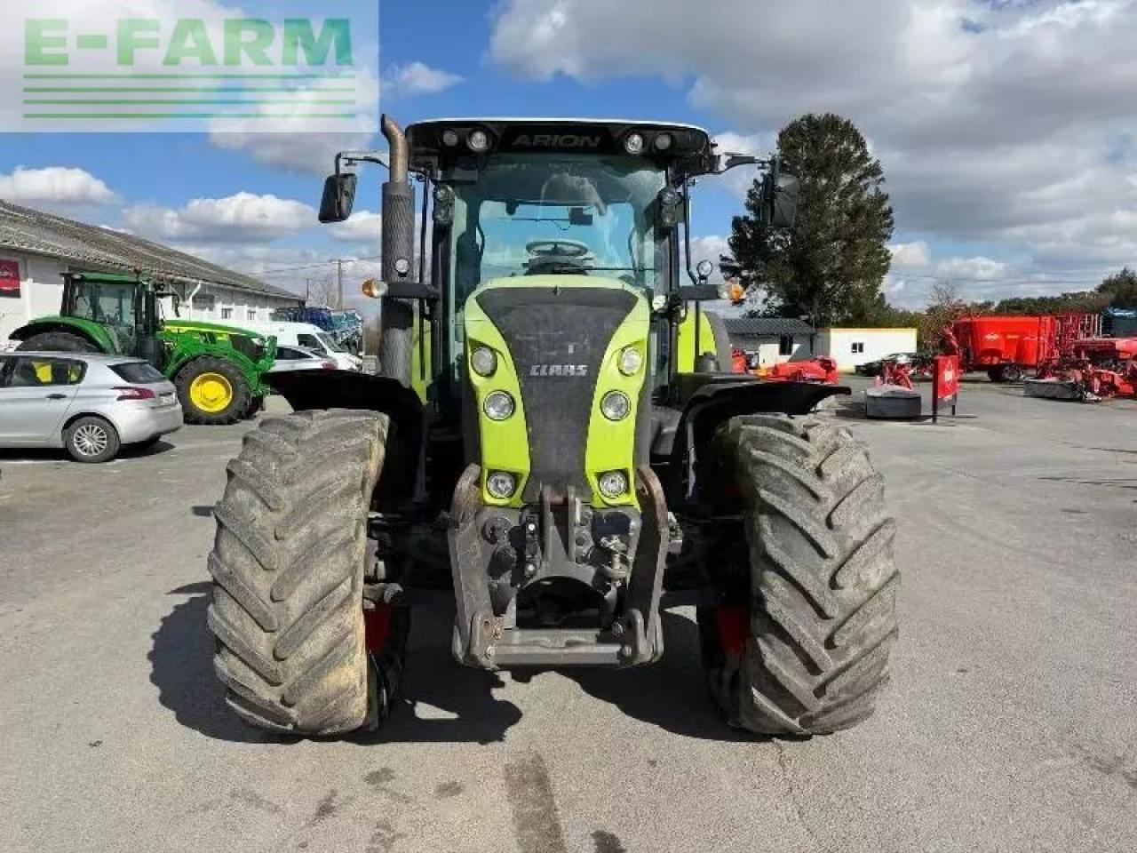Tracteur agricole CLAAS arion 650