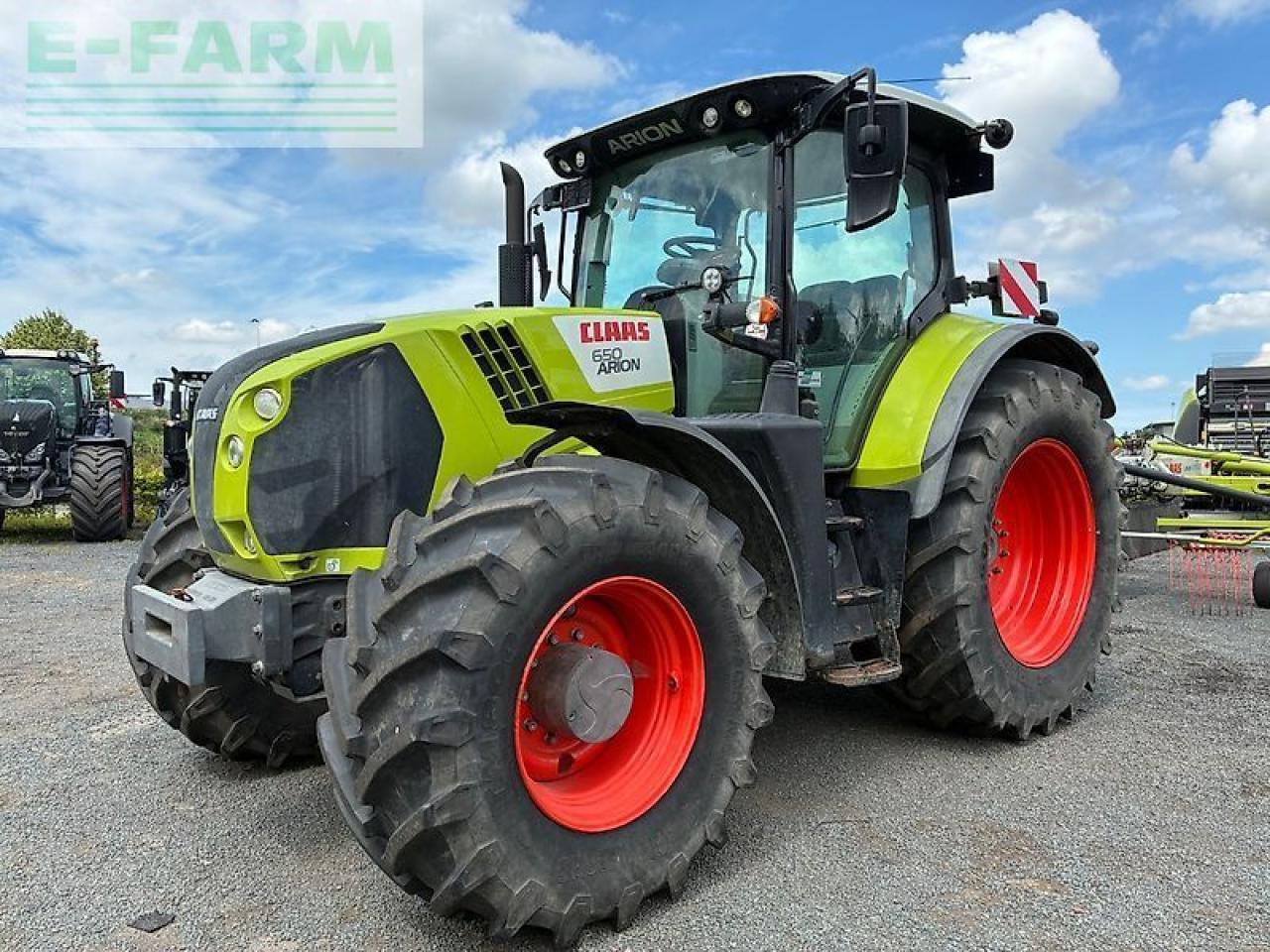 Tracteur agricole CLAAS arion 650