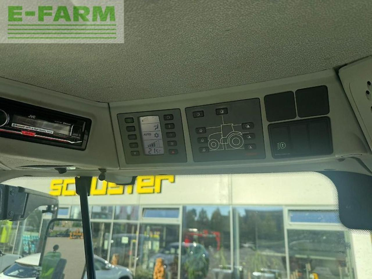 Tracteur agricole CLAAS arion 650