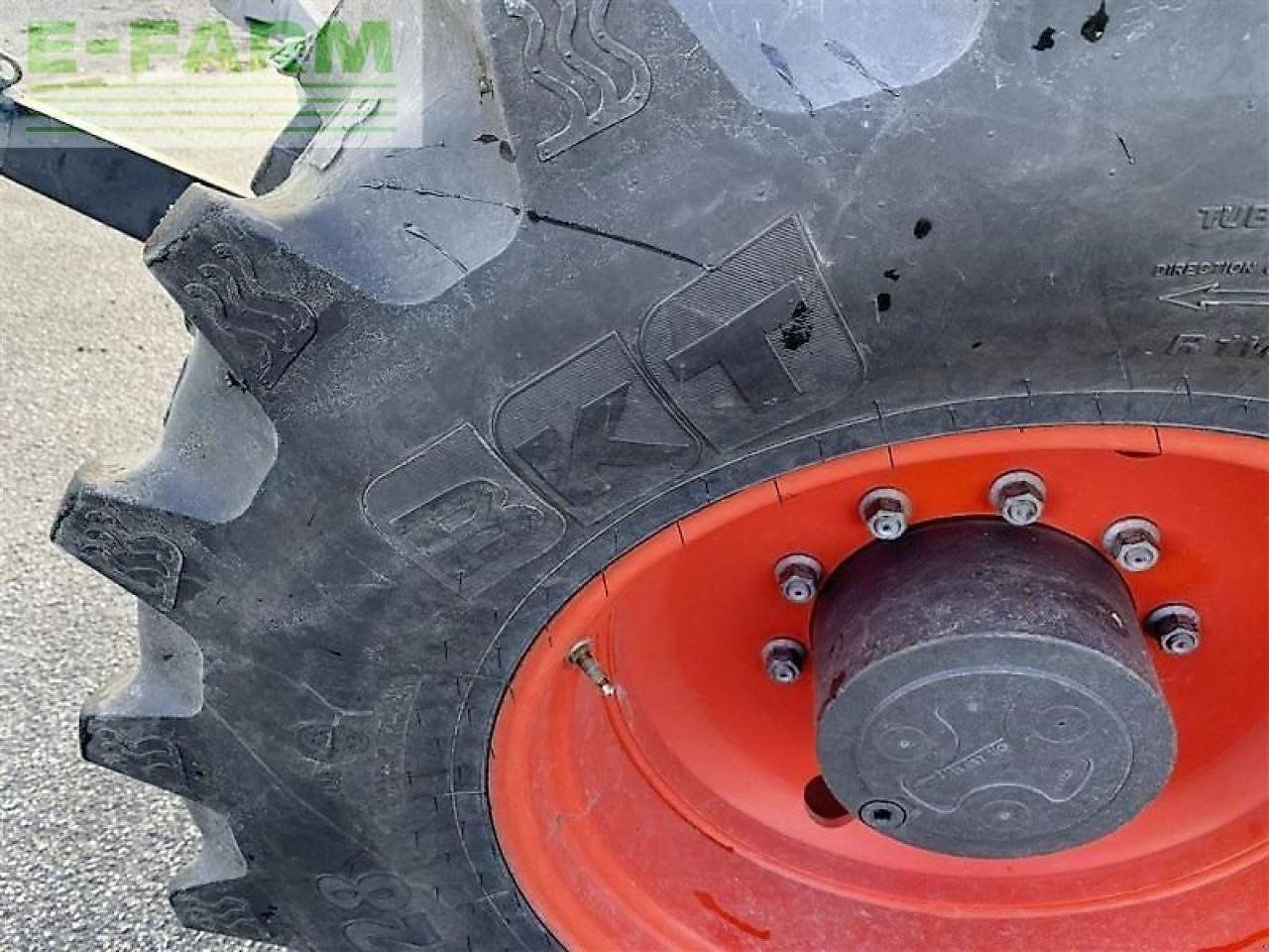 Tracteur agricole CLAAS arion 650 cebis CEBIS