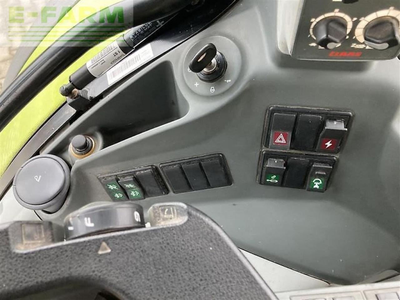 Tracteur agricole CLAAS arion 650 cebis CEBIS