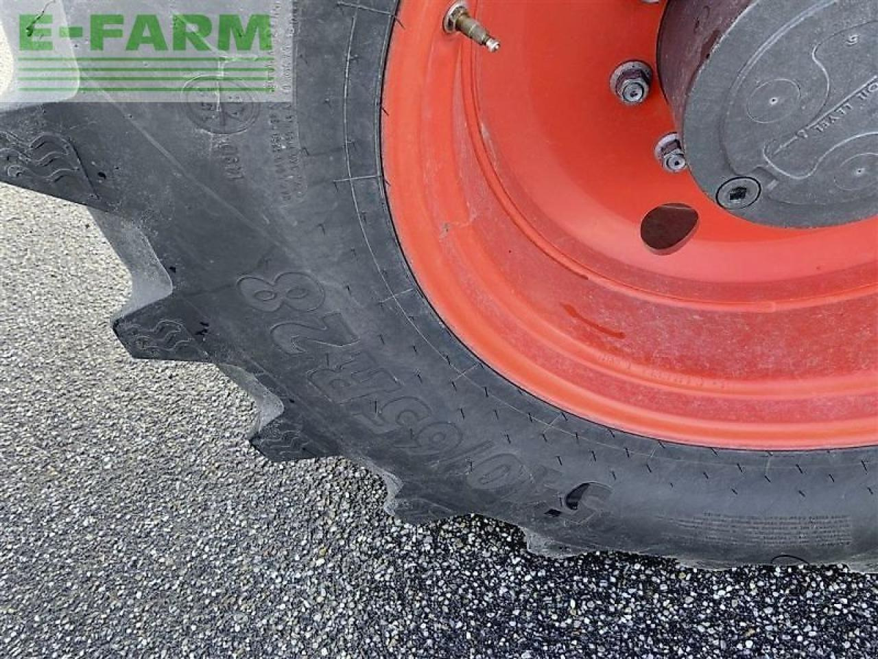 Tracteur agricole CLAAS arion 650 cebis CEBIS