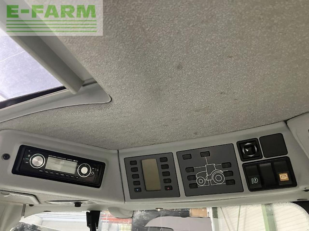 Tracteur agricole CLAAS arion 650 cebis cmatic CMATIC CEBIS