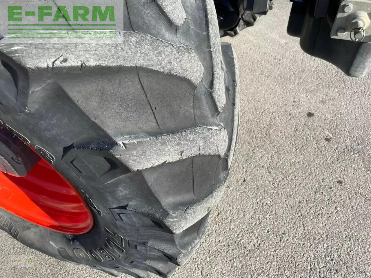 Tracteur agricole CLAAS arion 650 cis+ CIS+