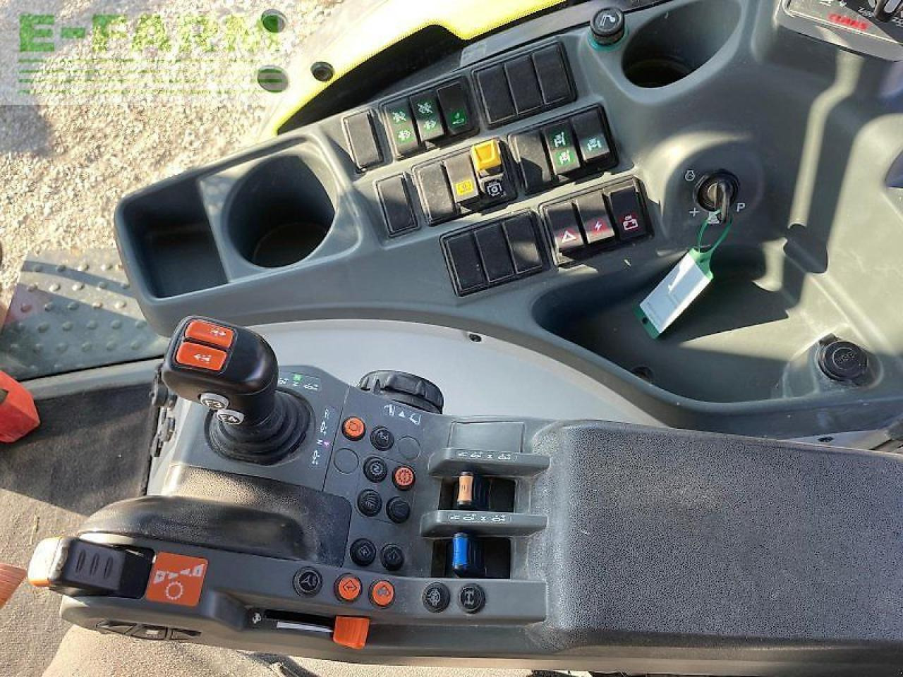 Tracteur agricole CLAAS arion 650 cis+ CIS+