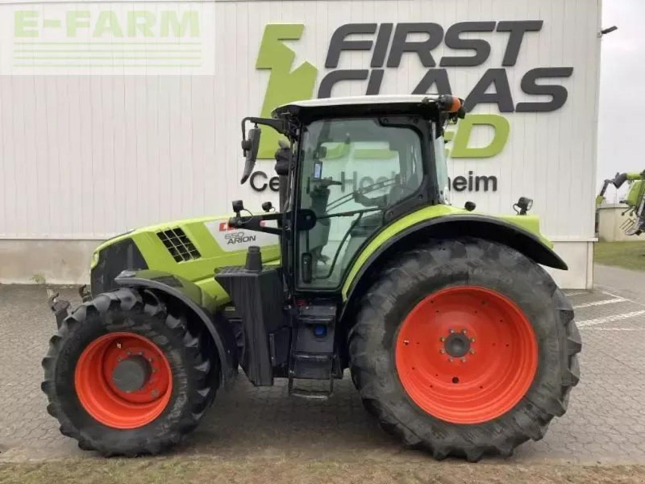 Tracteur agricole CLAAS arion 650 cis+ CIS+