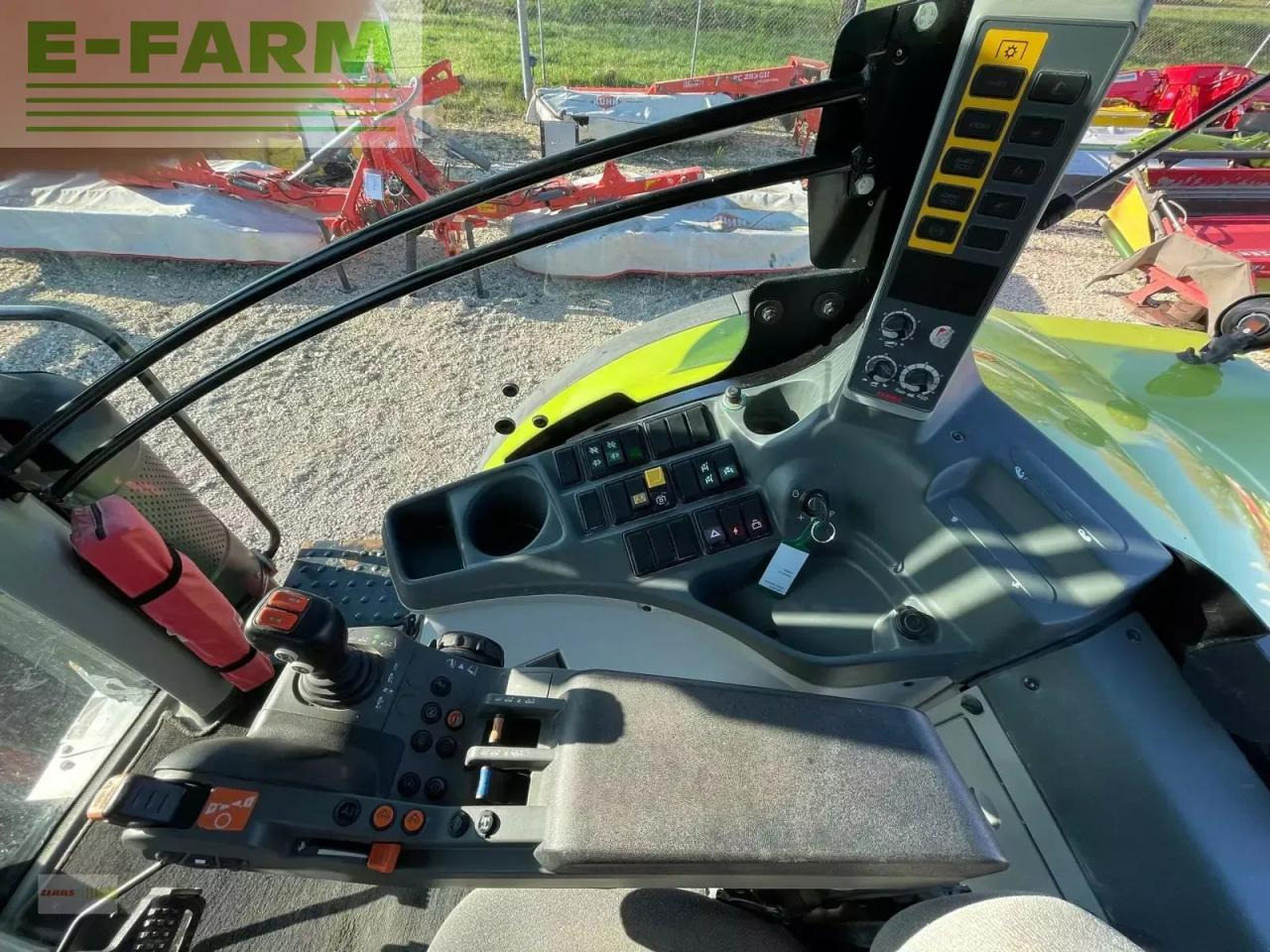 Tracteur agricole CLAAS arion 650 cis+ CIS+